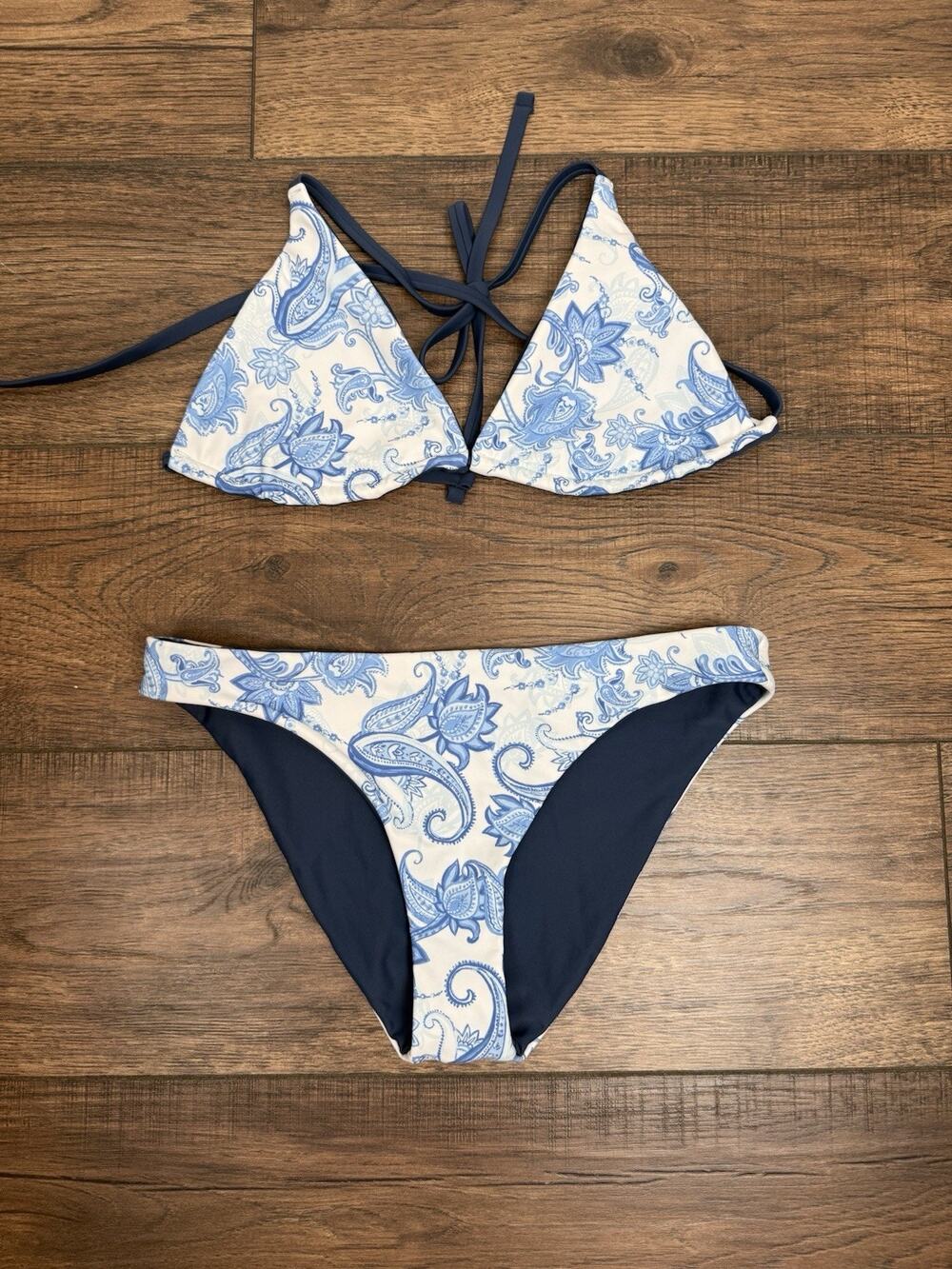 Hollister Blue Floral Print Triangle Patchwork Bikini Swimsuit Sz Large NEW